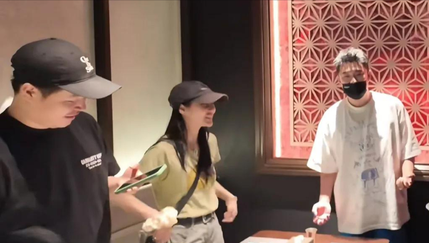 appleu,2025澳门管家婆三肖三码必出一,精准解释落实的人生哲理_至尊版V2.73